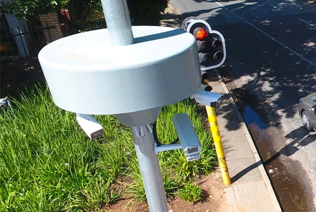 Straßenüberwachungskameras von Vumacam und Signal störer