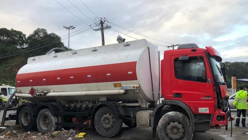 Fahrer rammte den Lkw mit gps blocker