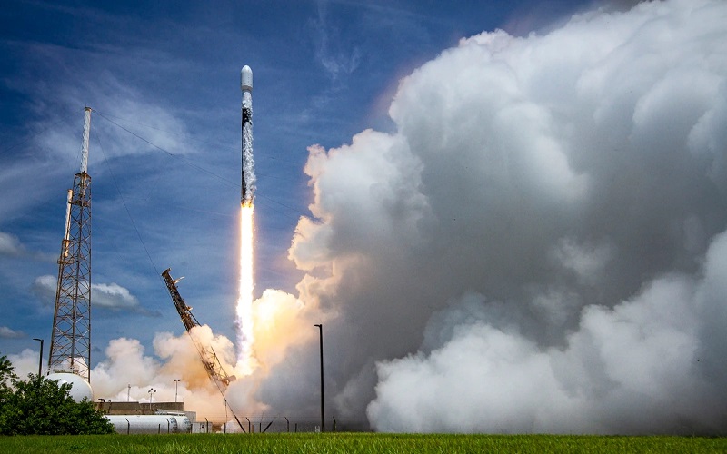 SpaceX Falcon 9 mit GPS Signal Jamming